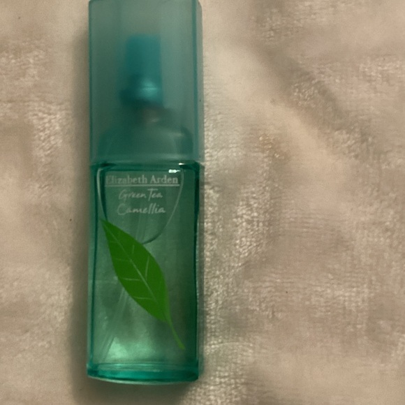 Elizabeth Arden Other - Elizabeth Arden Teal Green Tea Camellia Fragrance